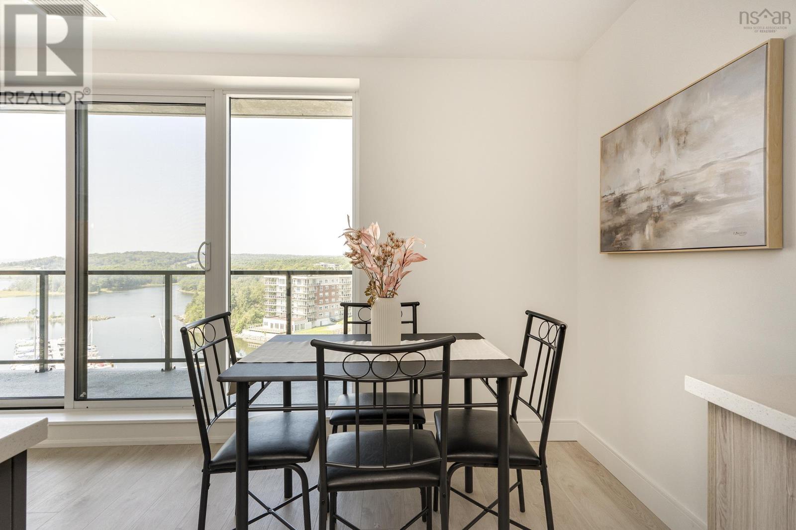 803 72 Seapoint Road, #803