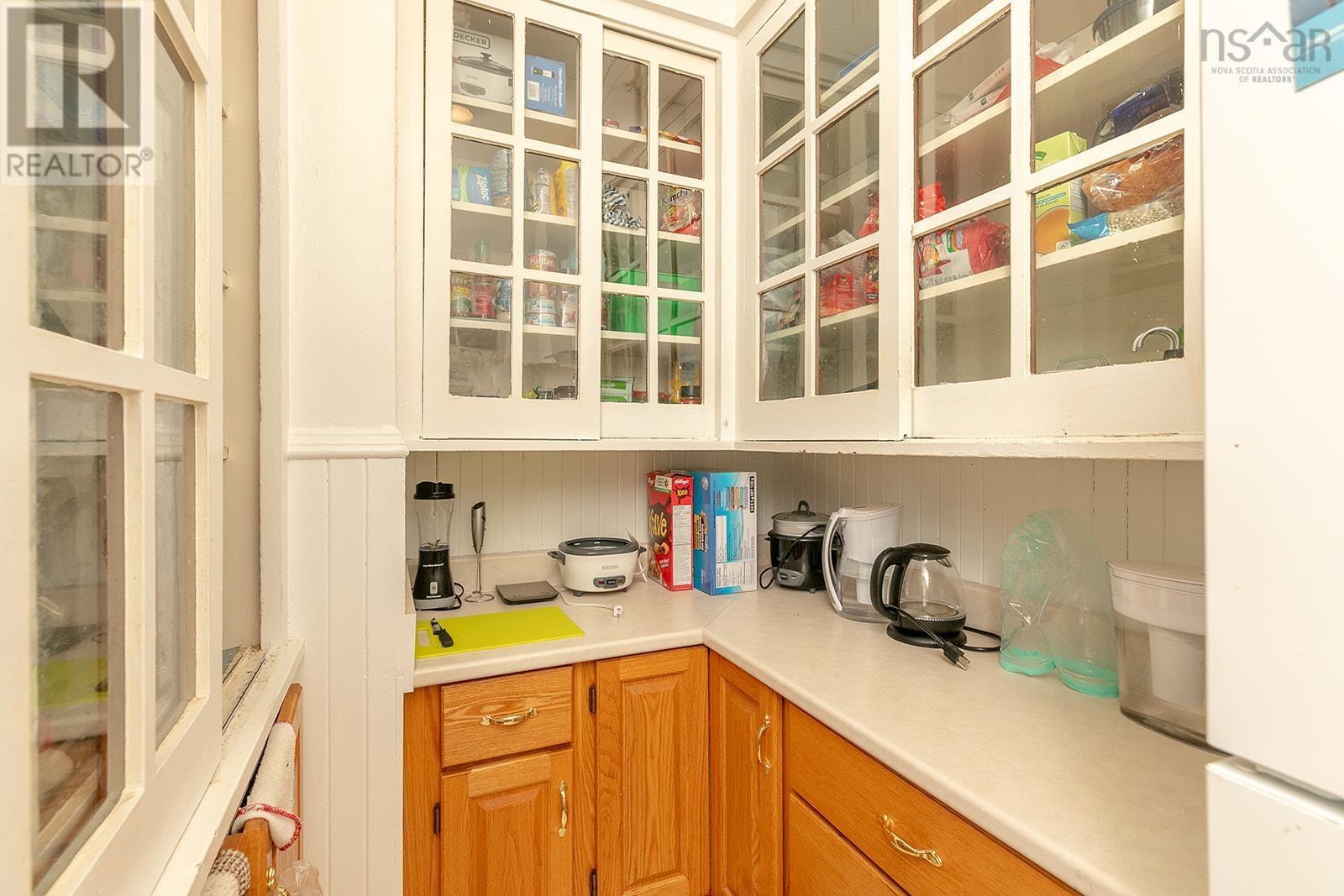 1645 Oxford Street|1647 Oxford Street