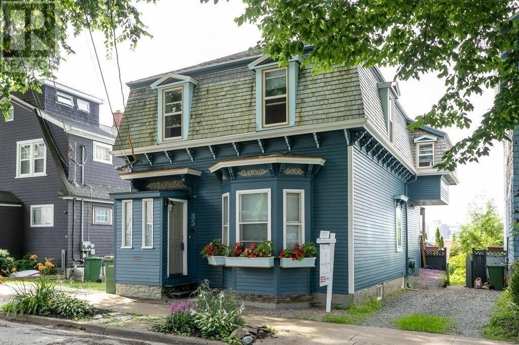 85 Fairbanks Street