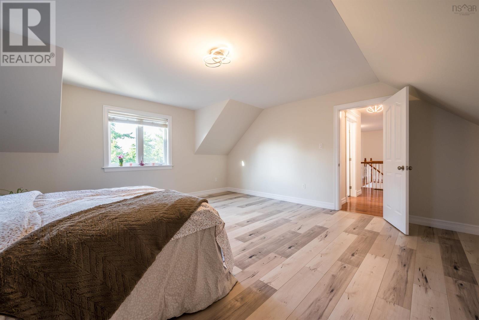 46 Strathaven Close