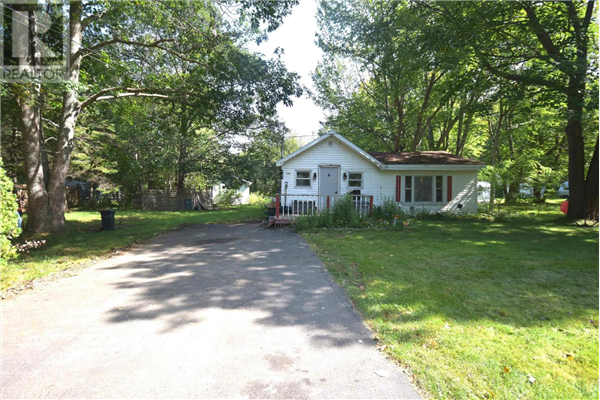 164 Dodge Road, Wilmot