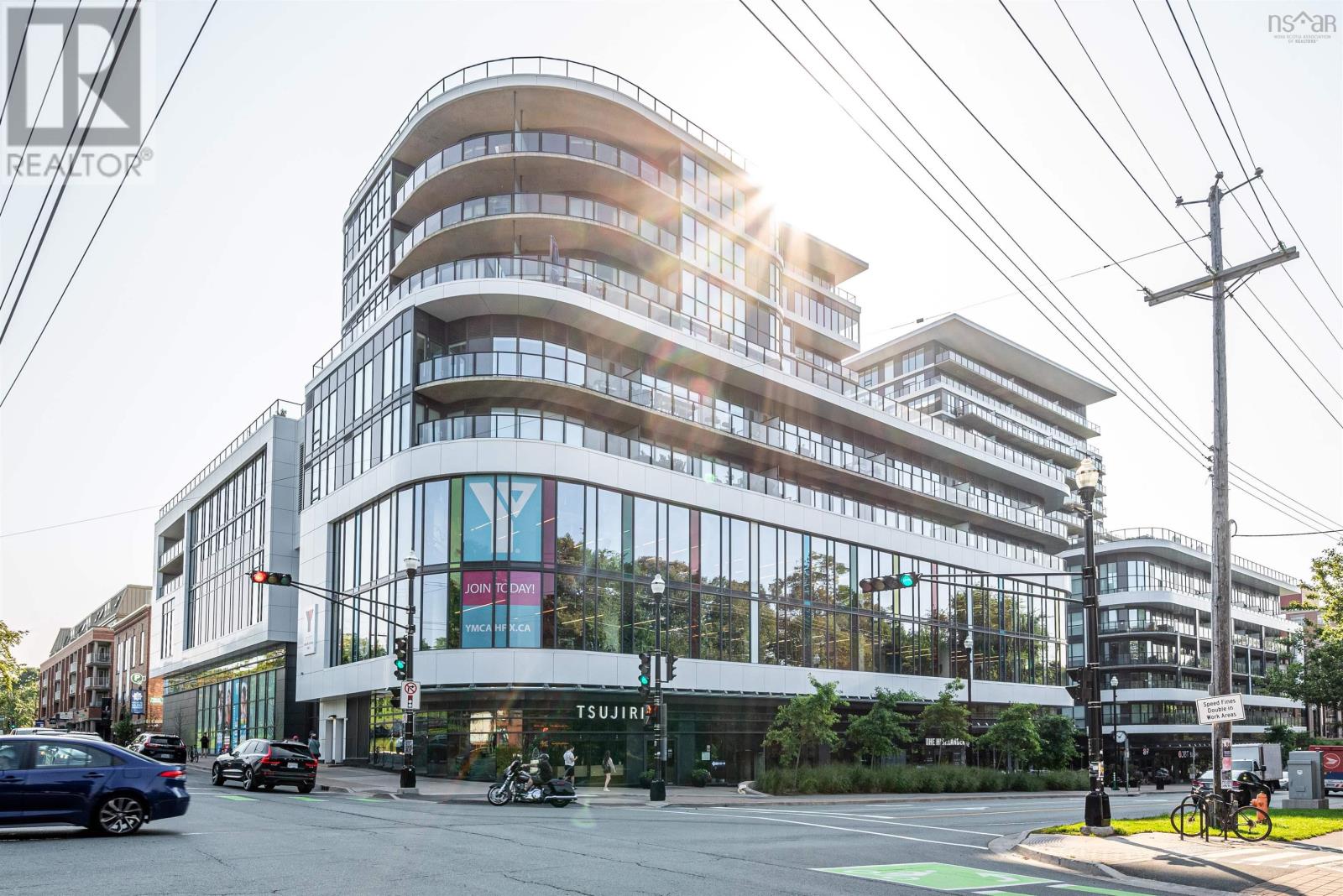 516 1585 South Park Street, #516