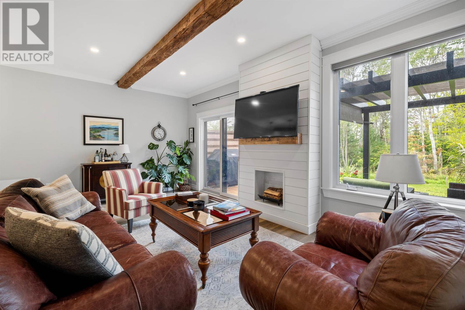 36 Dr. John Knox Way