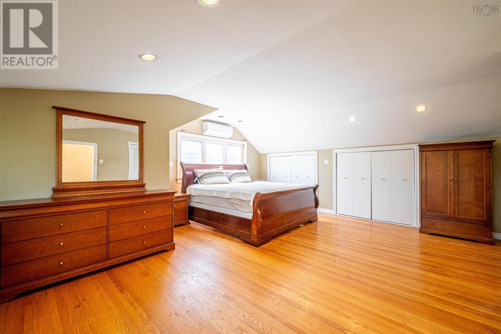 16 Herring Cove Road