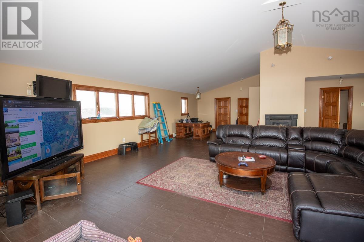 1333 Main Road