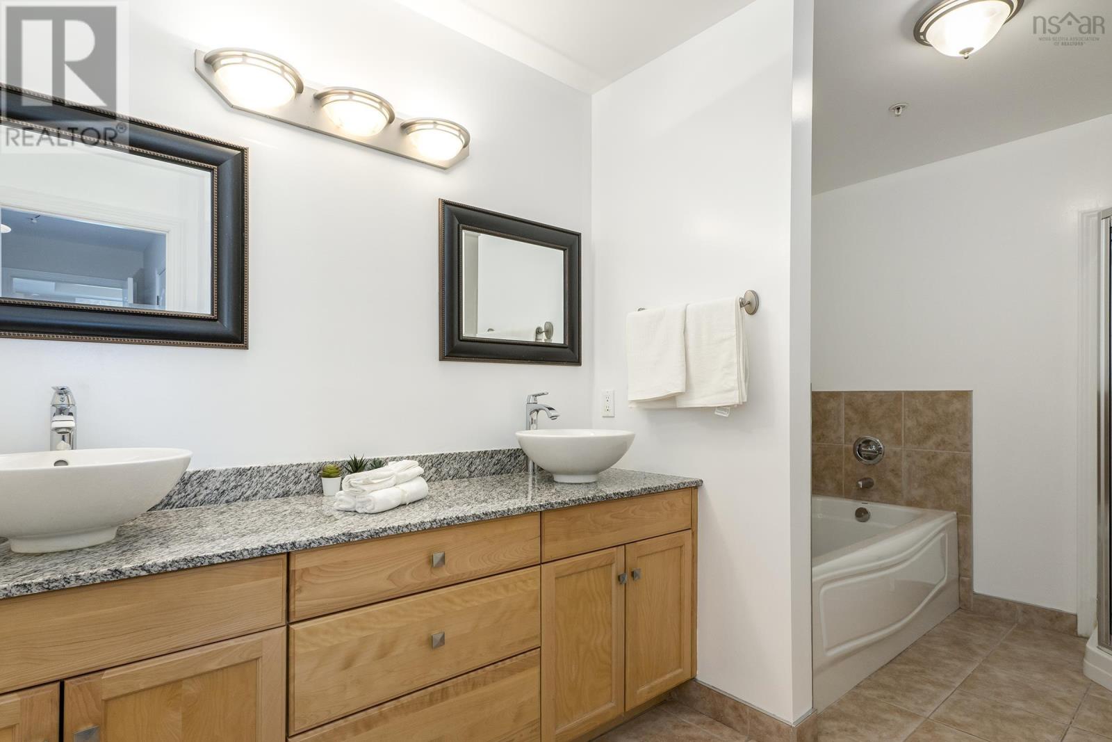 506 5839 Cunard Street, #506
