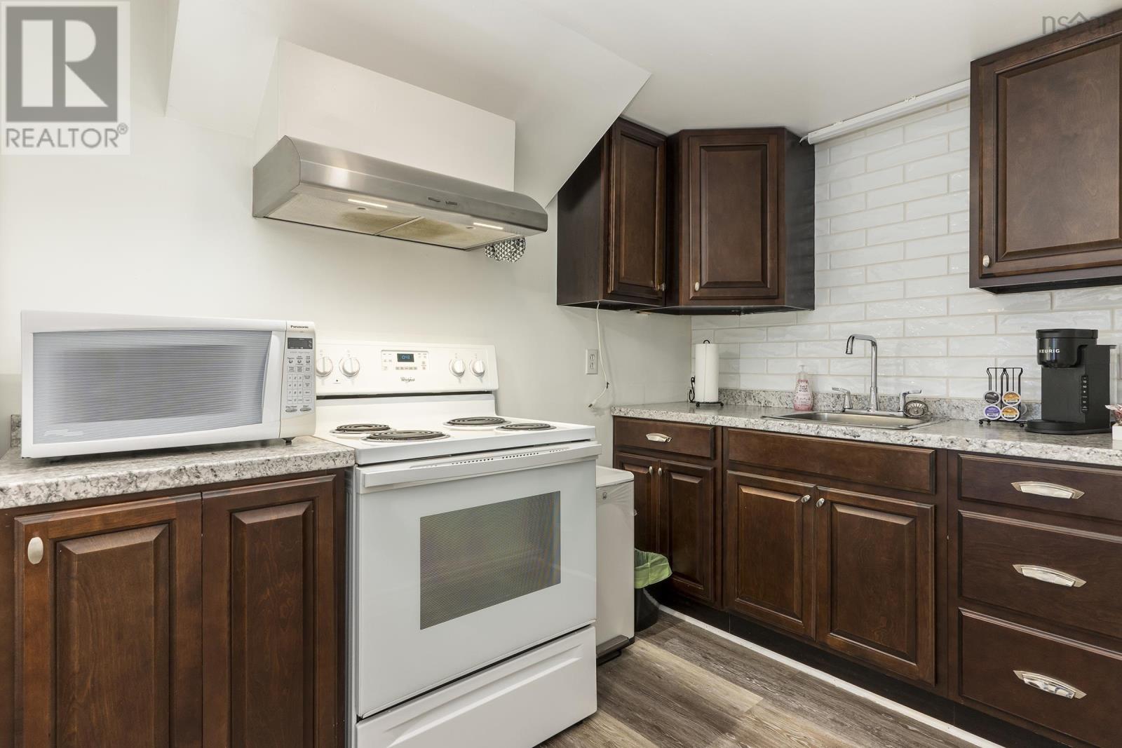 1119 Bedford Highway