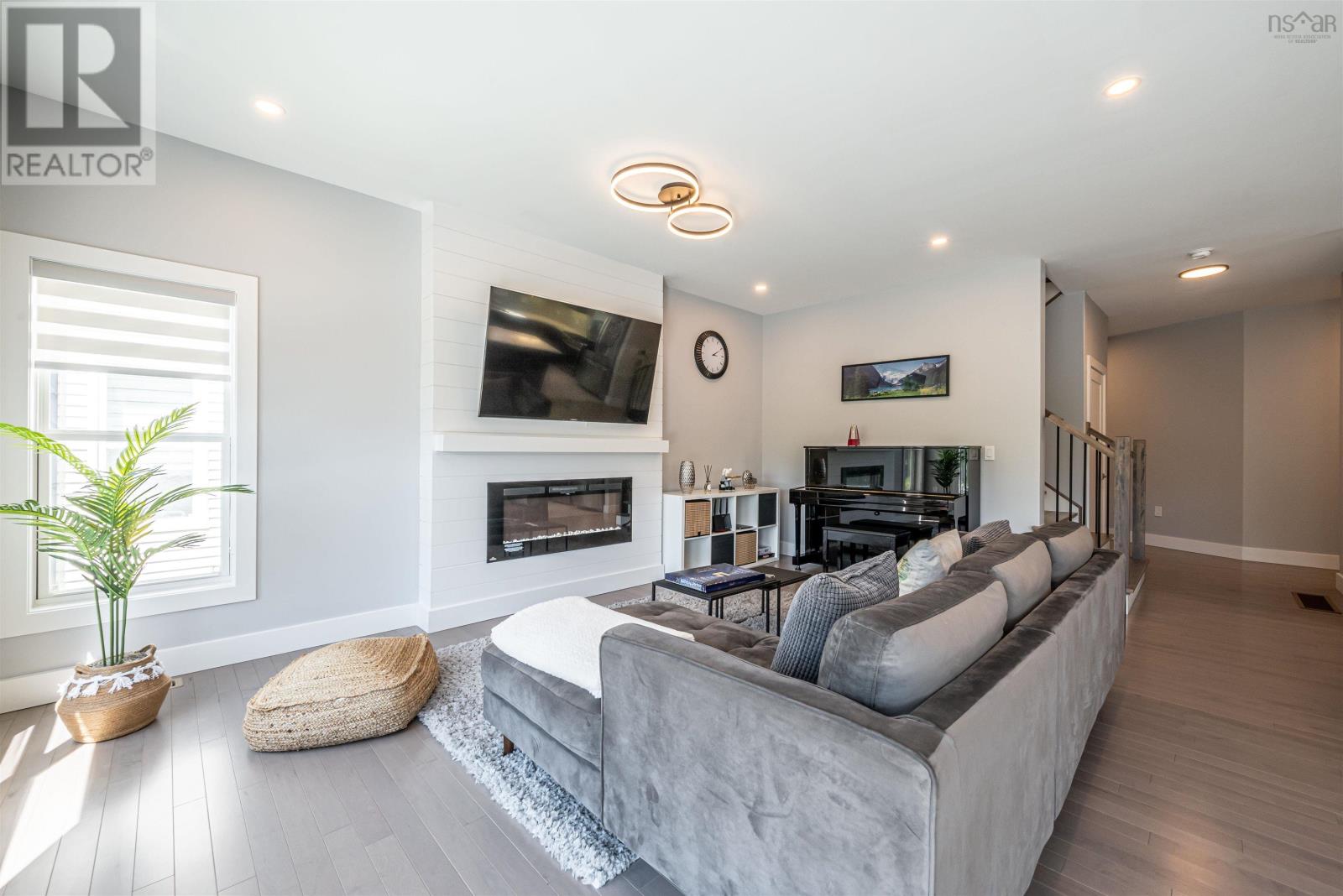 75 Talus Avenue