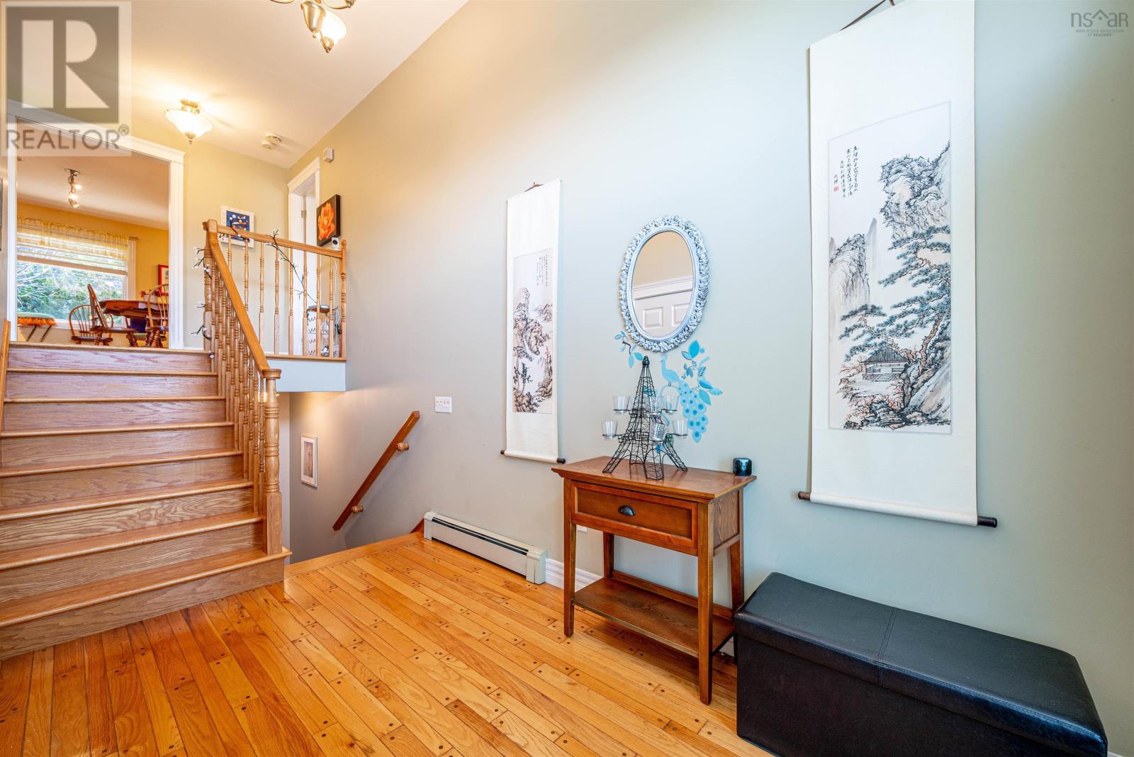 2 Oriole Street
