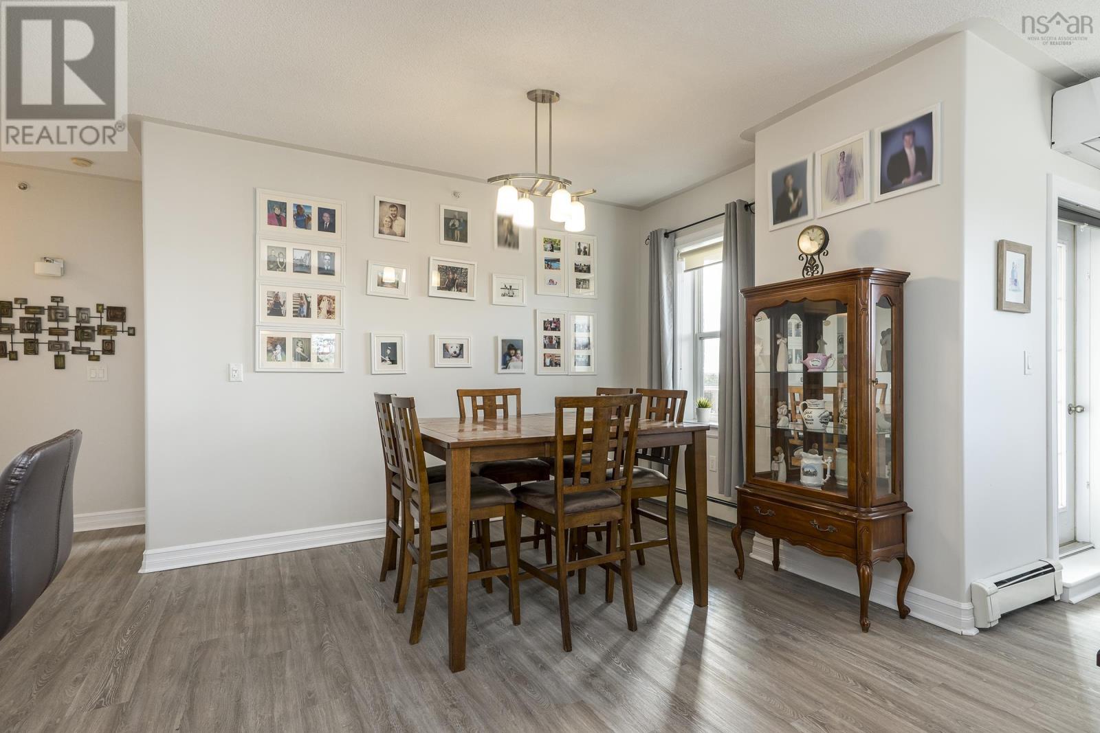 205 767 Parkland Drive, #205
