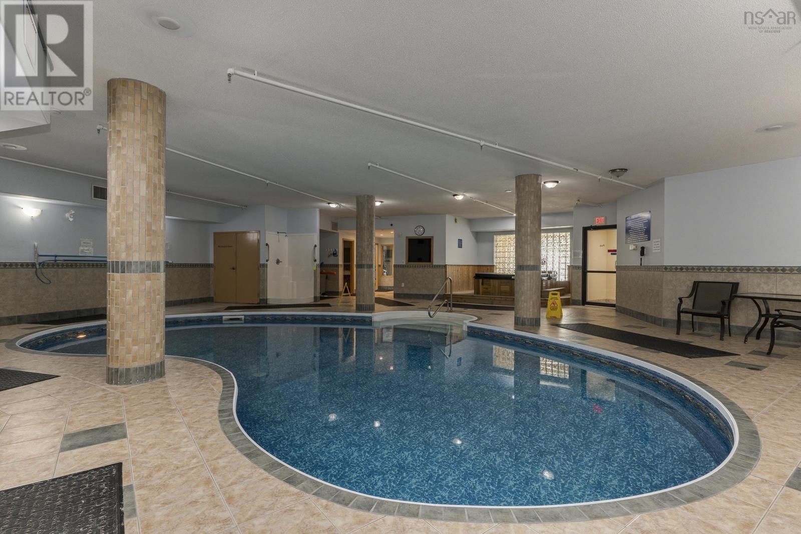 205 767 Parkland Drive, #205