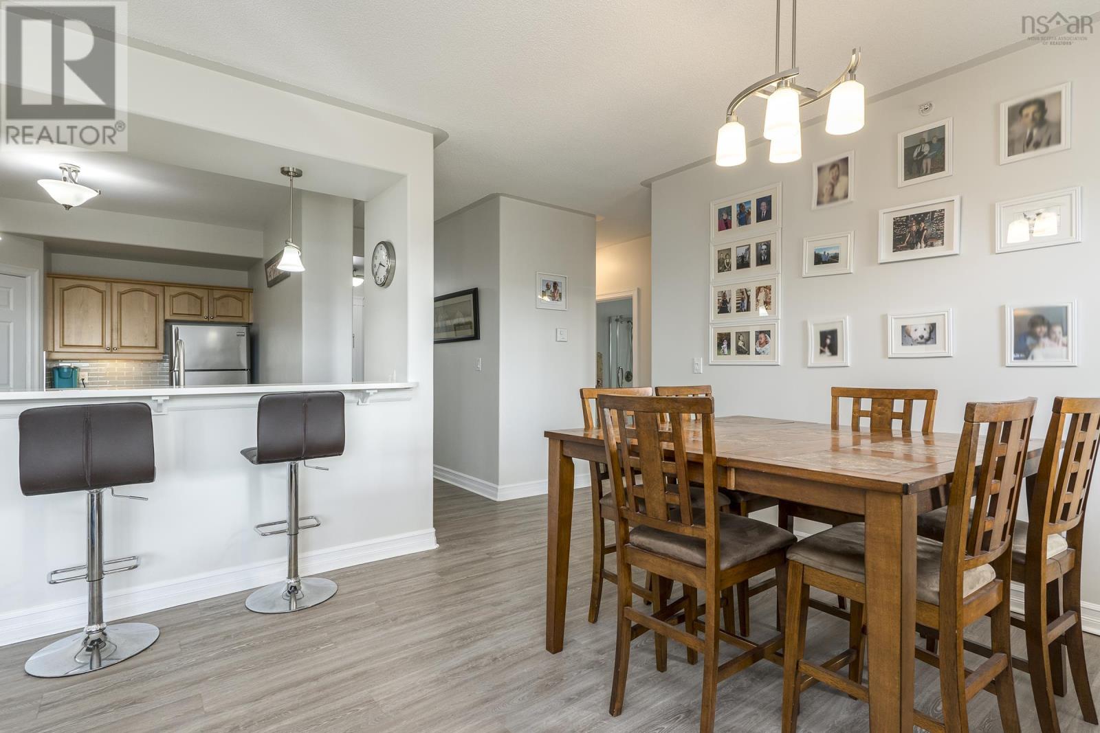 205 767 Parkland Drive, #205
