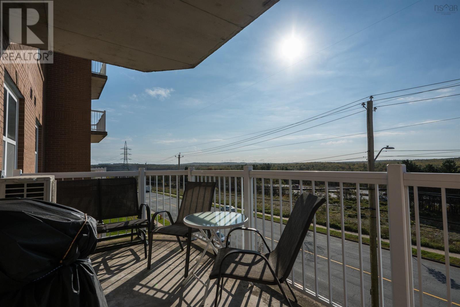 205 767 Parkland Drive, #205