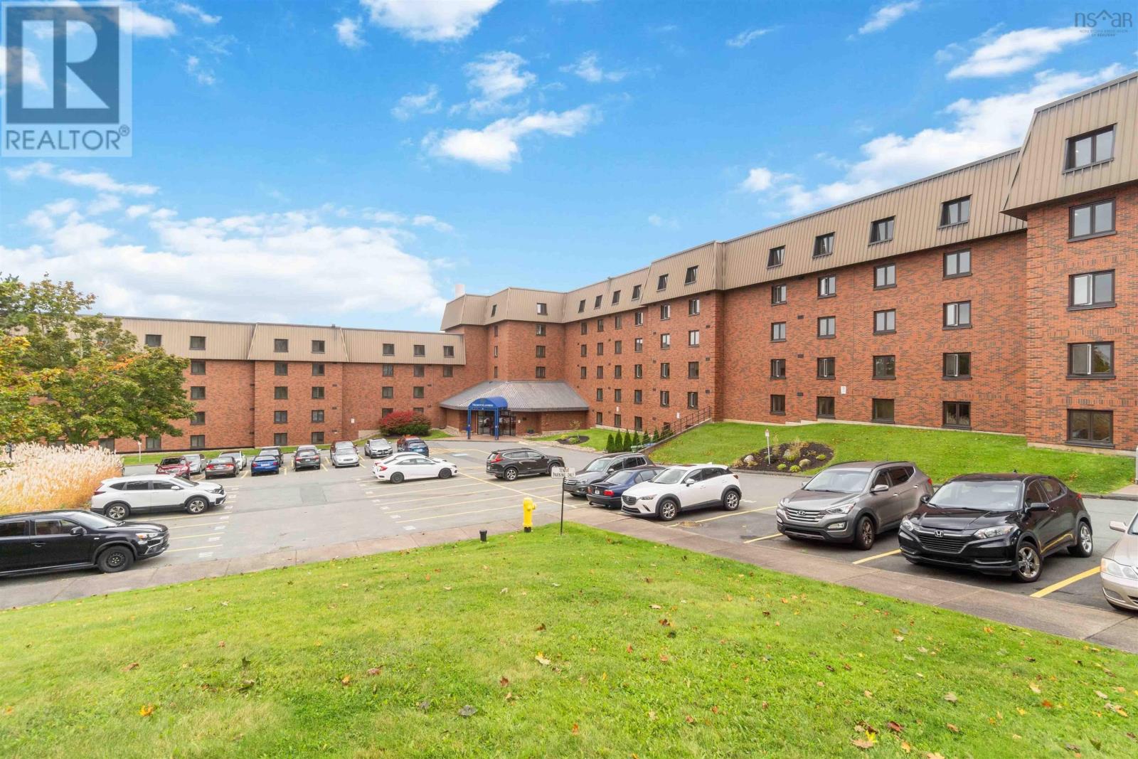 300 61 Nelsons Landing Boulevard, #300