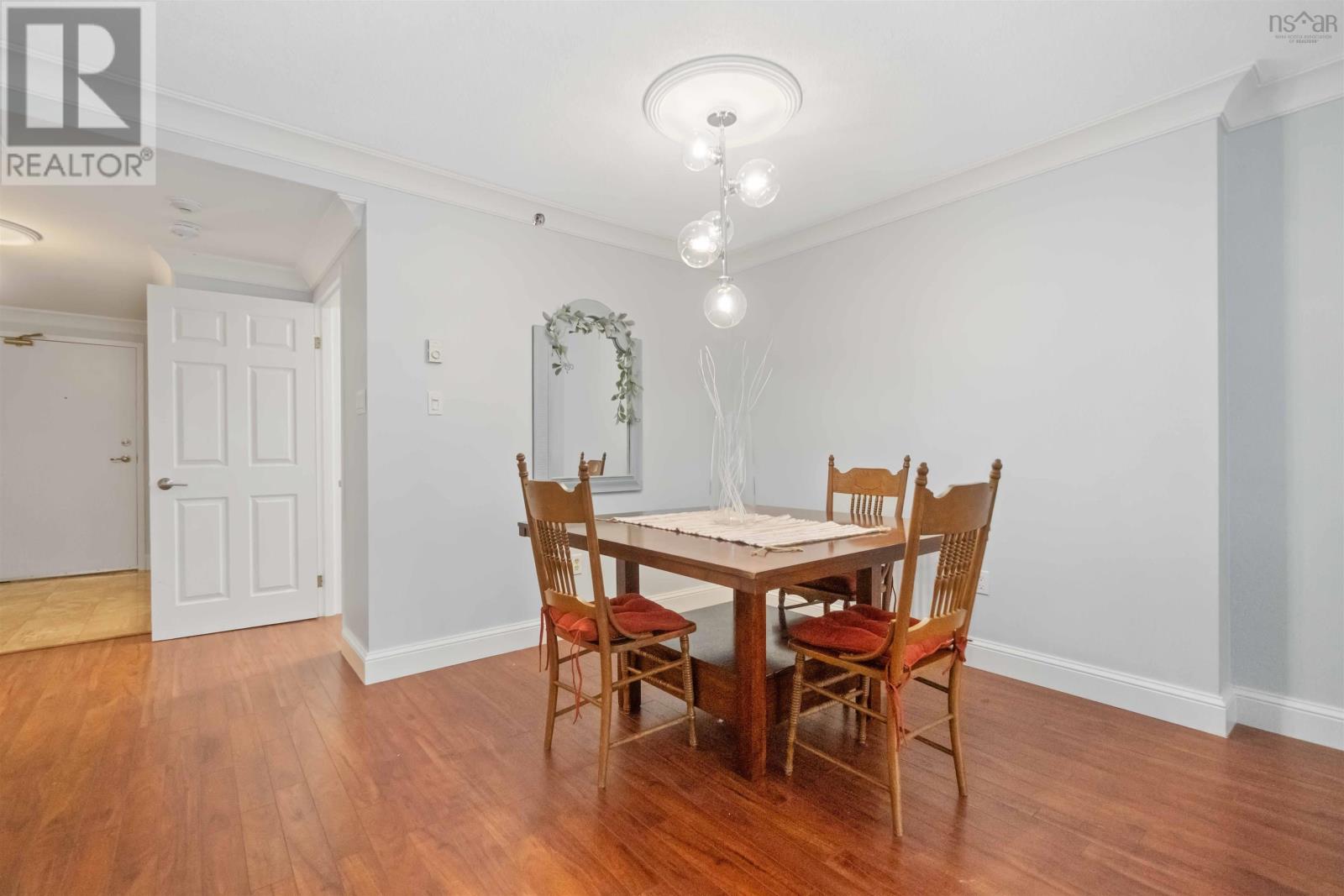 300 61 Nelsons Landing Boulevard, #300