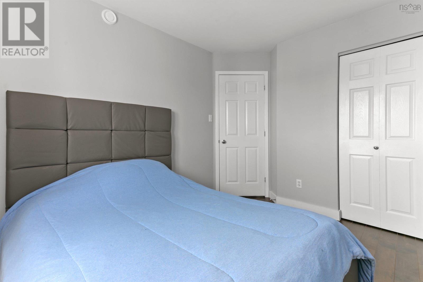 3 Sharleen Court