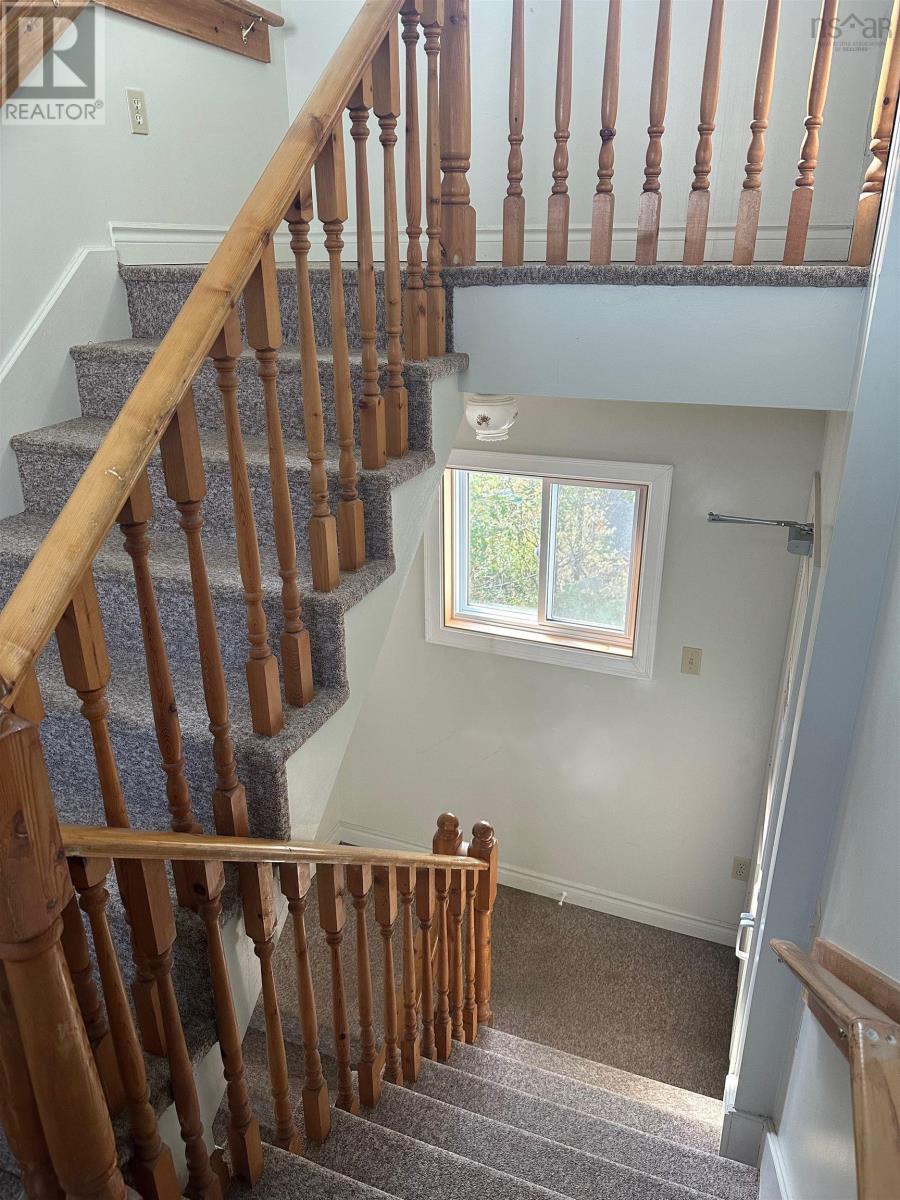 348 Pleasant Street