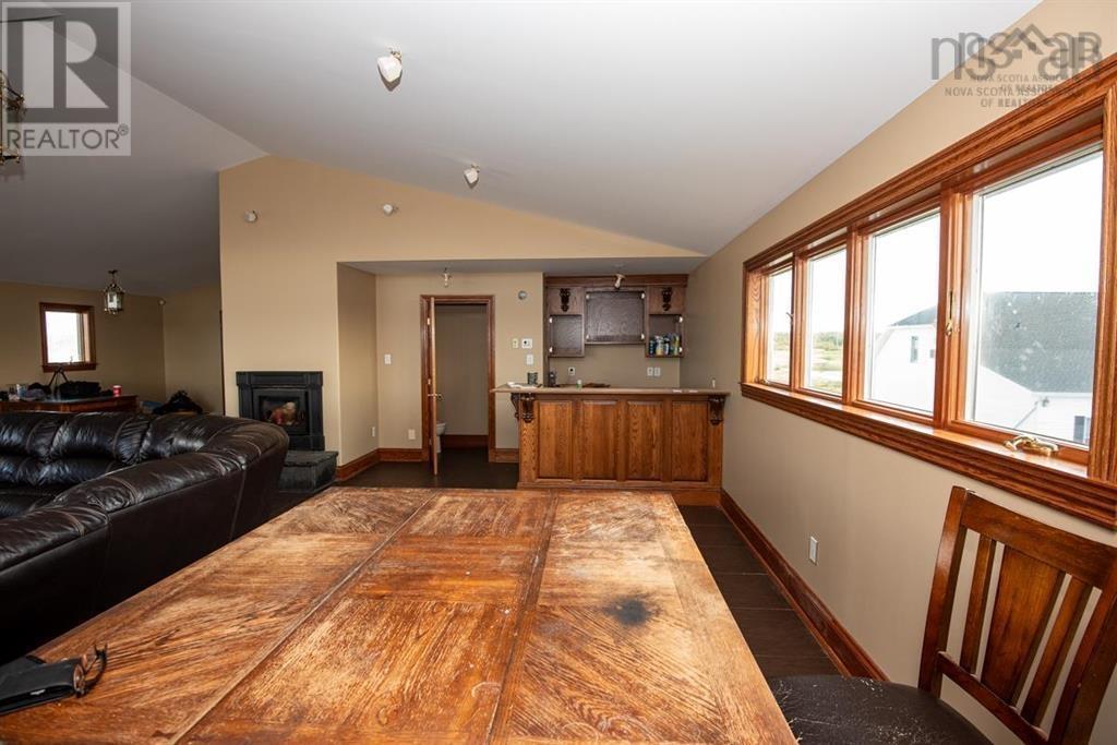 1333 Main Road