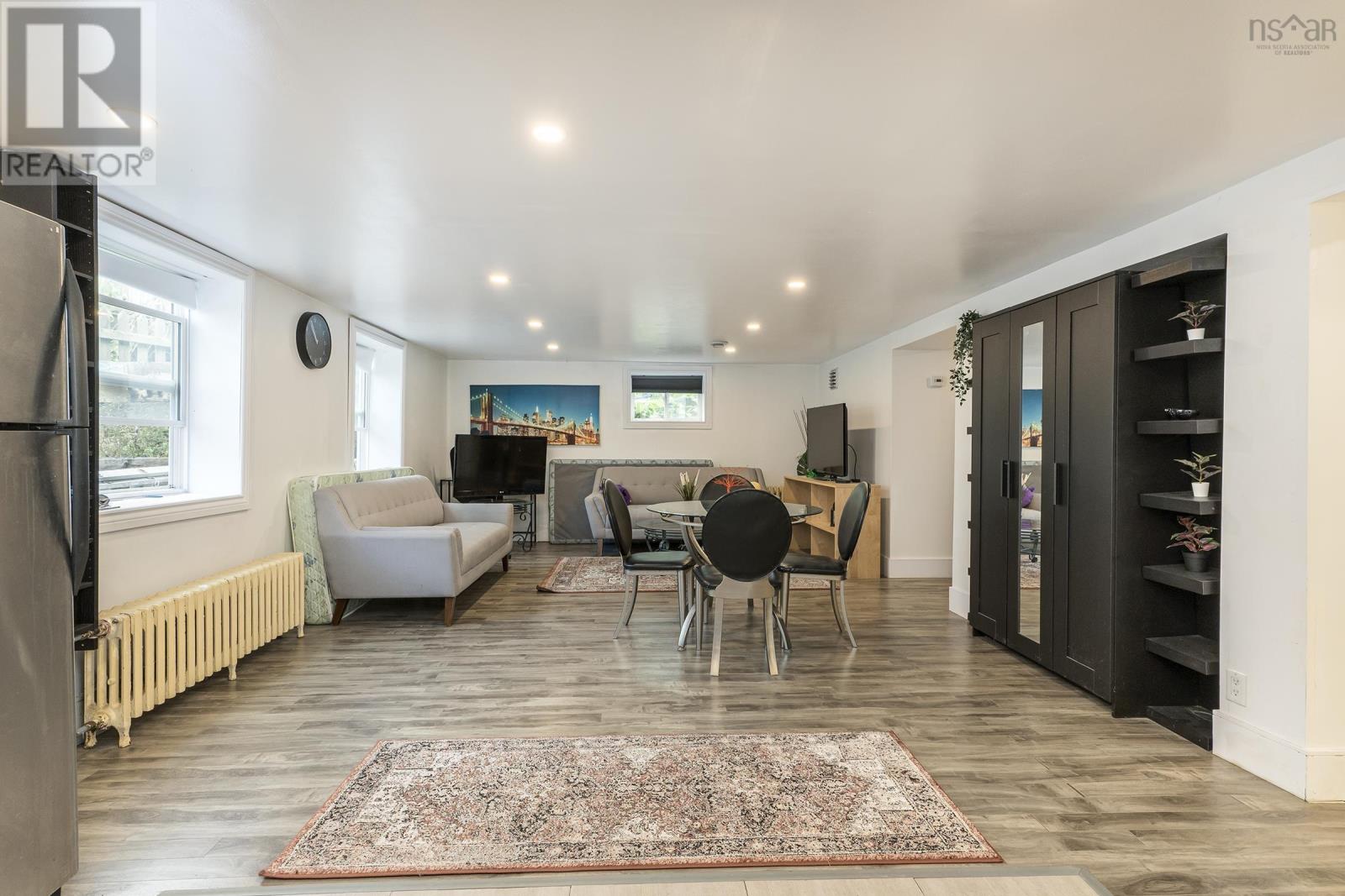 7095 Churchill Drive