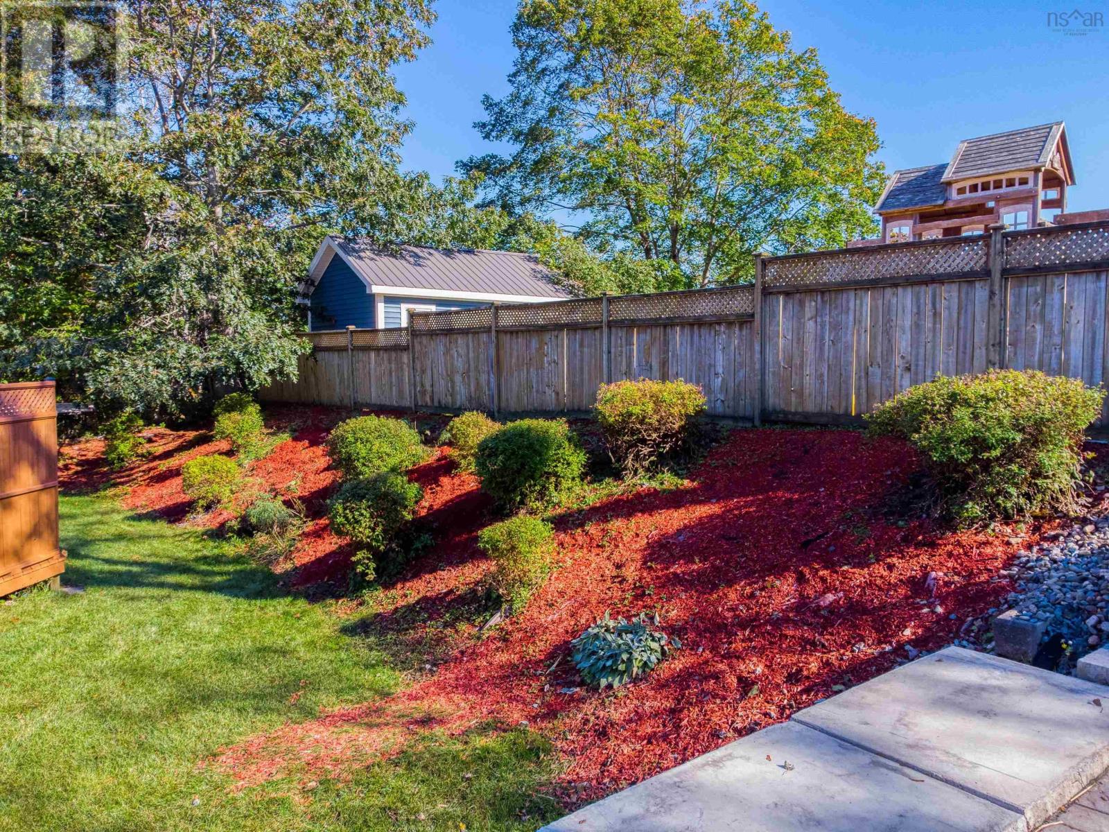 200 Cresthaven Drive