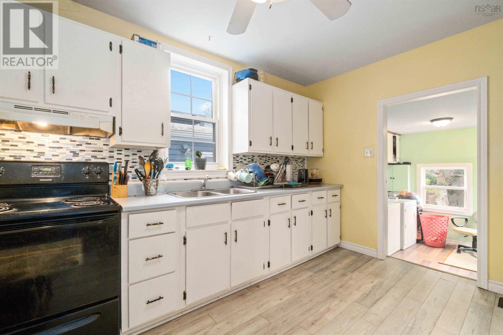 2616 Fuller Terrace