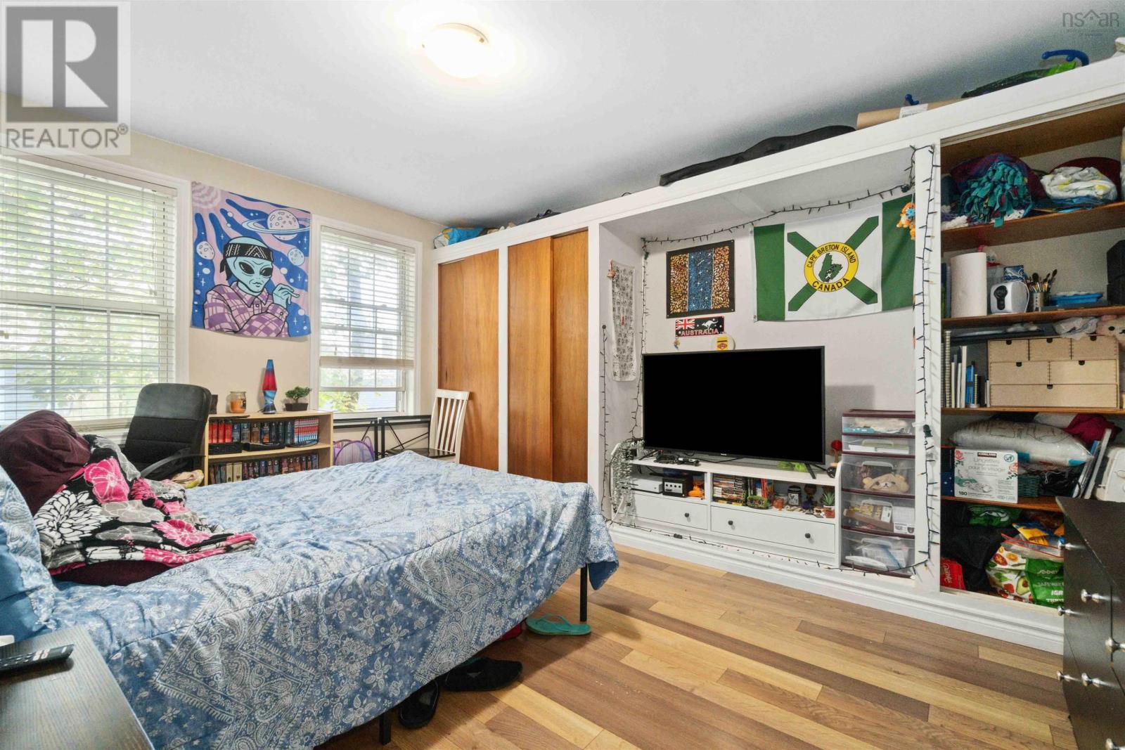 2616 Fuller Terrace
