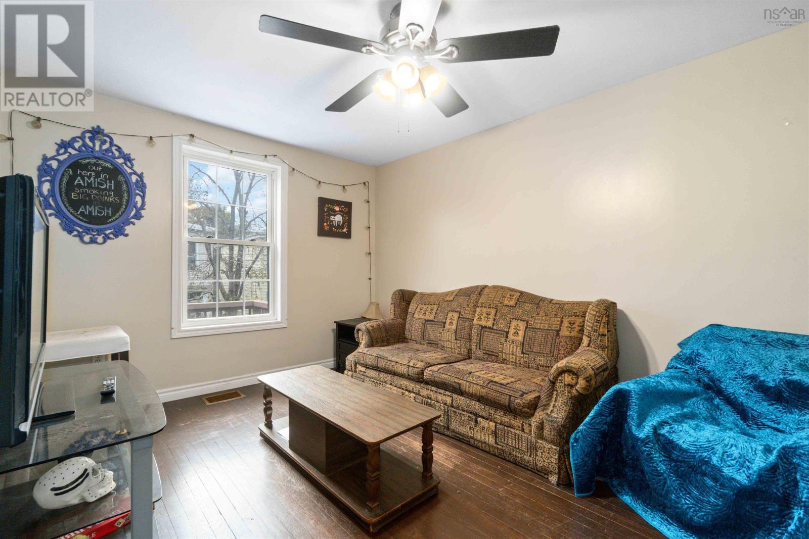 2616 Fuller Terrace
