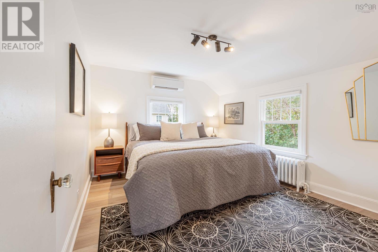 4 Rosemount Avenue