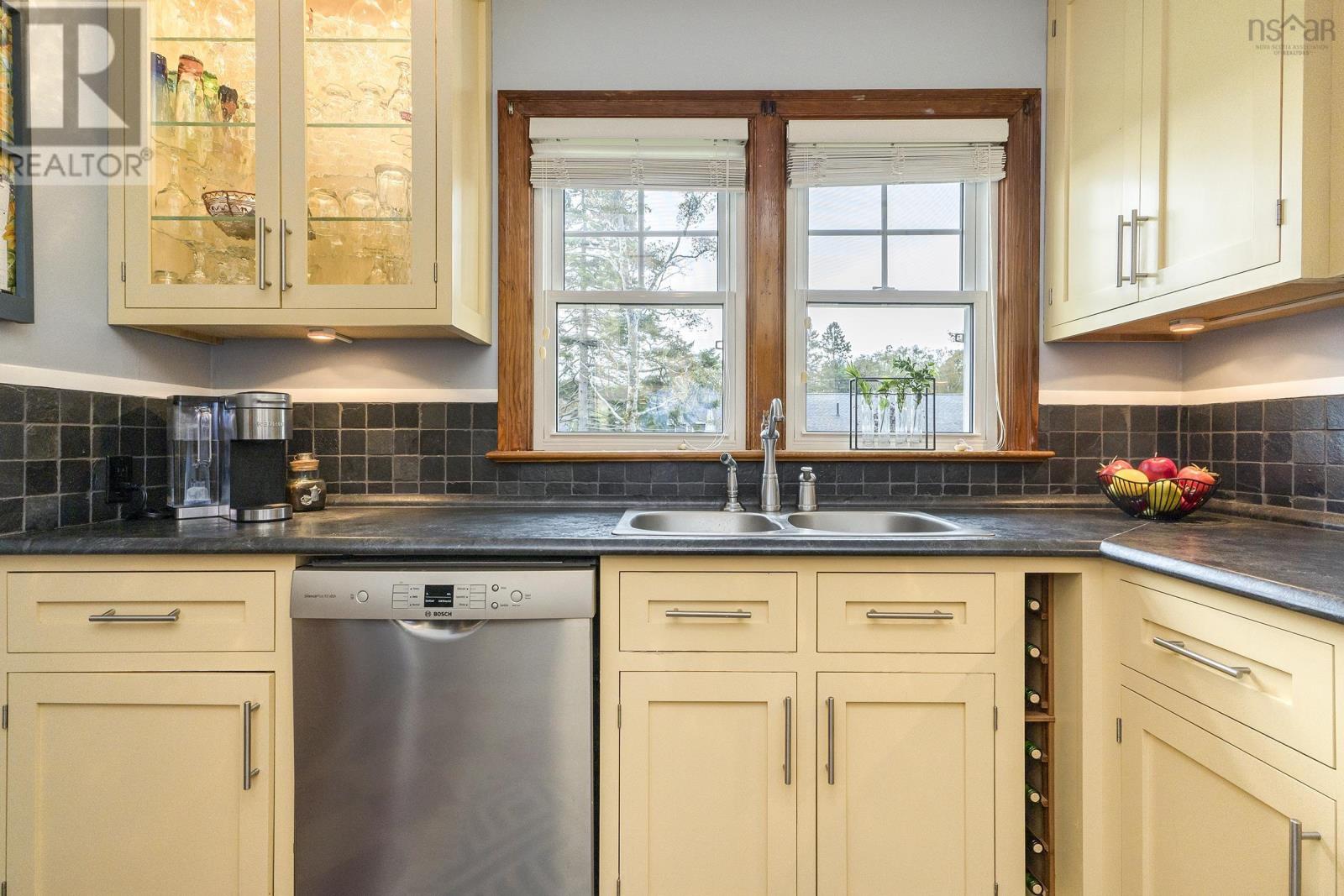 34 Arlington Avenue