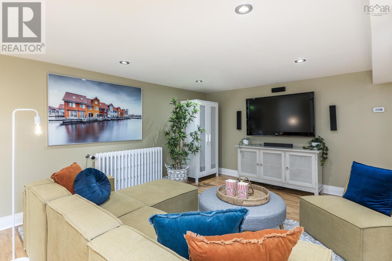 34 Arlington Avenue