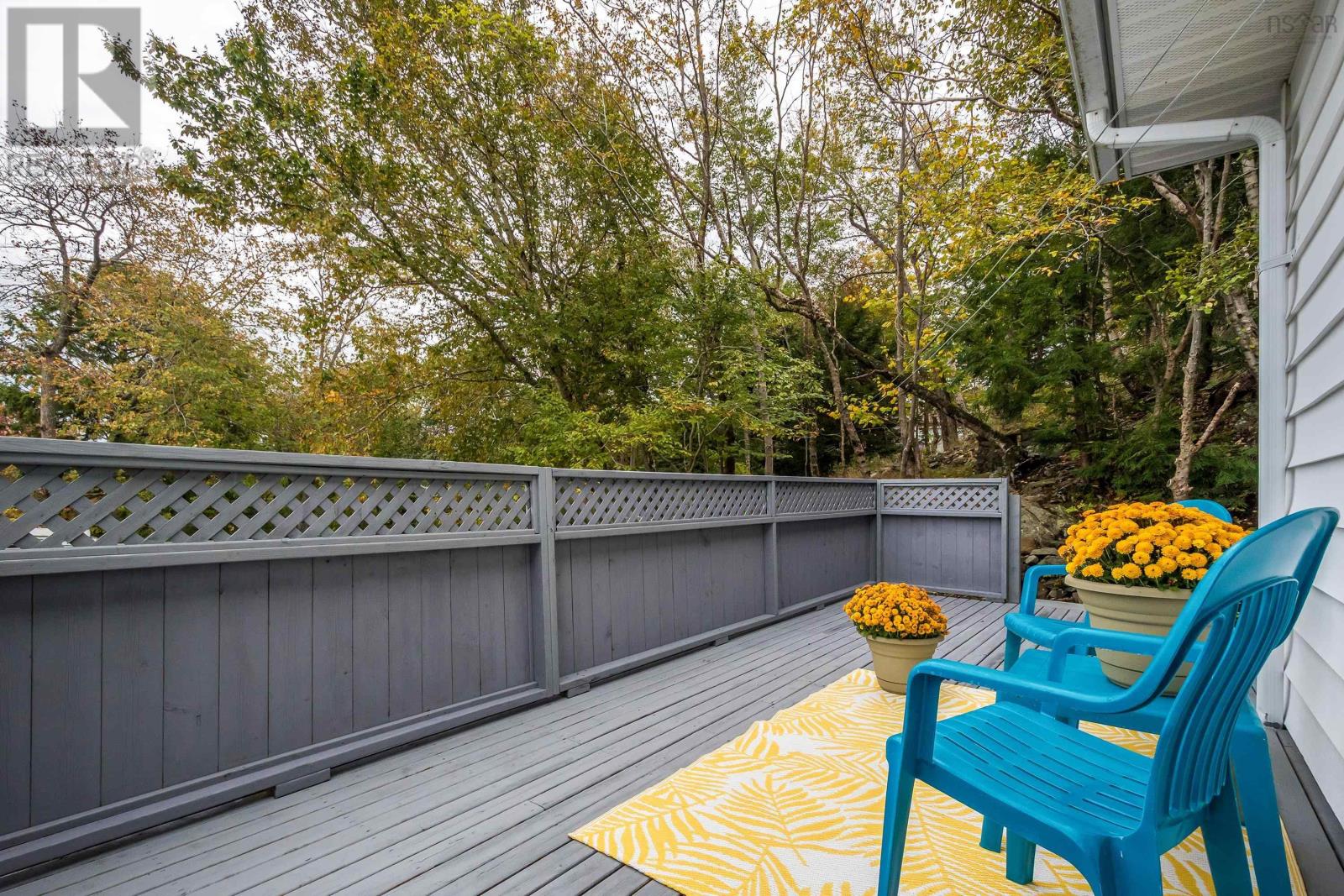 18 Cascade Drive
