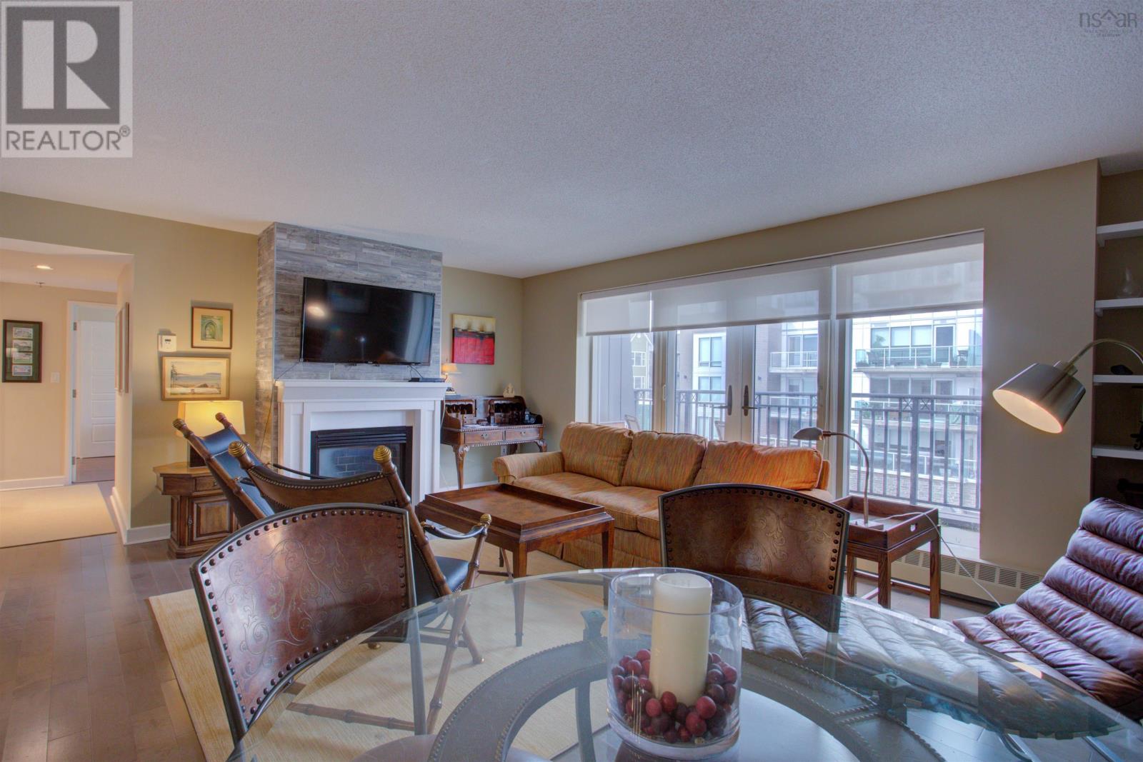 527 1477 Lower Water Street, #527