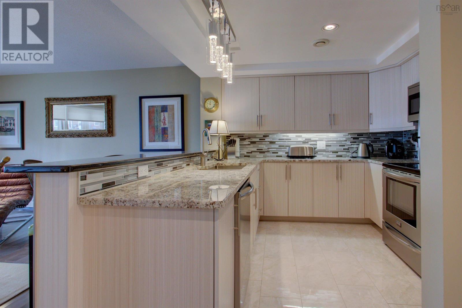 527 1477 Lower Water Street, #527