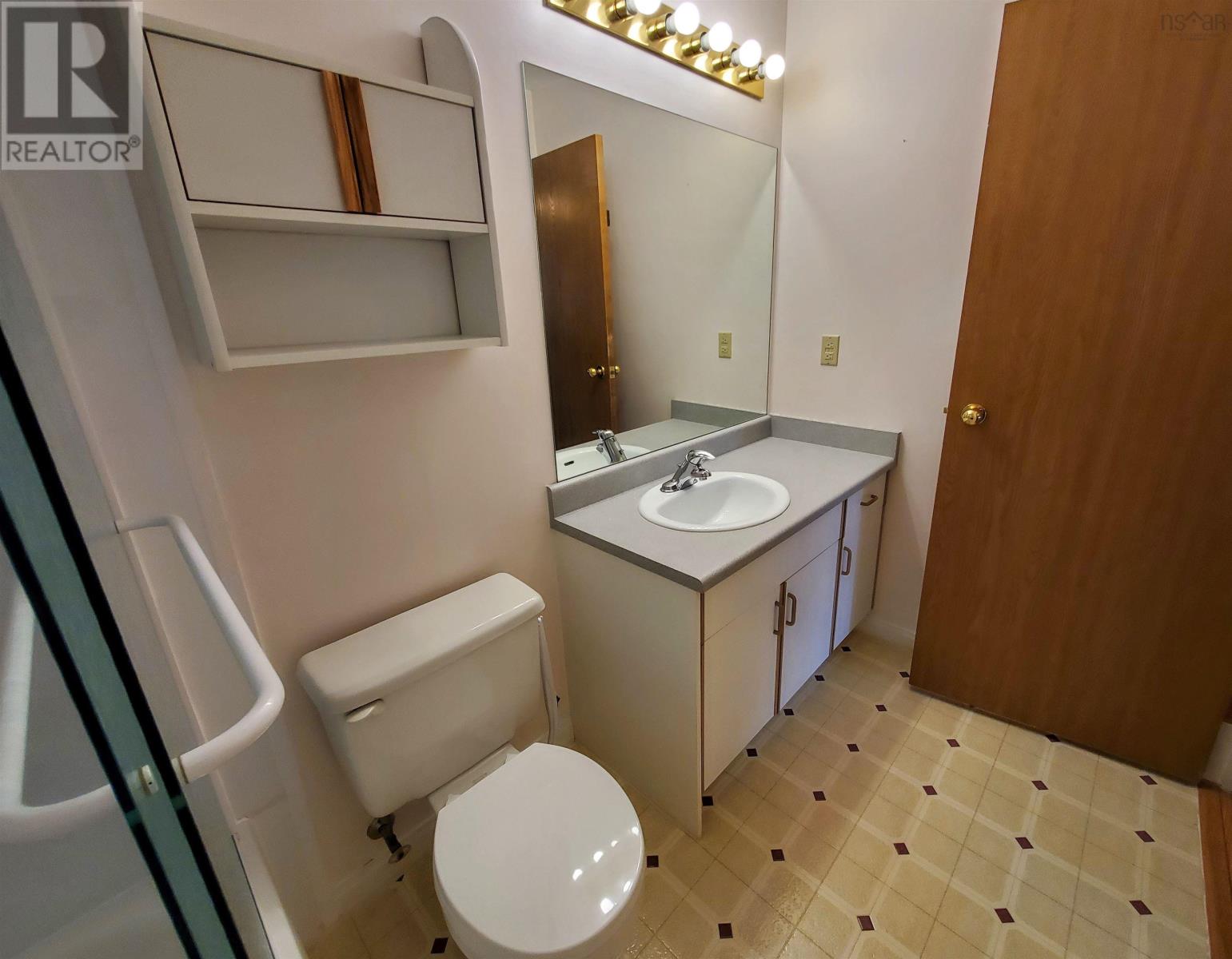 303 31 River Lane, #303