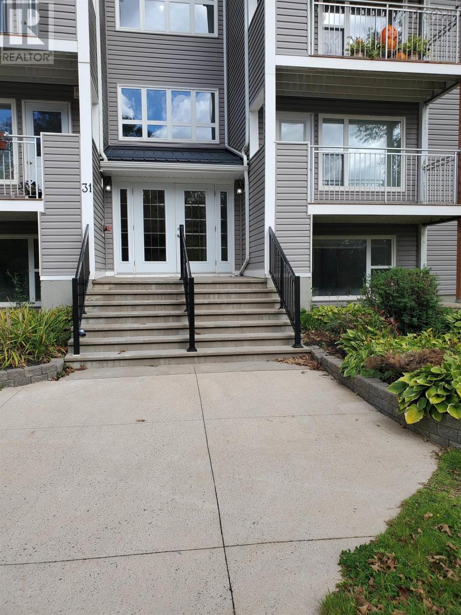 303 31 River Lane, #303