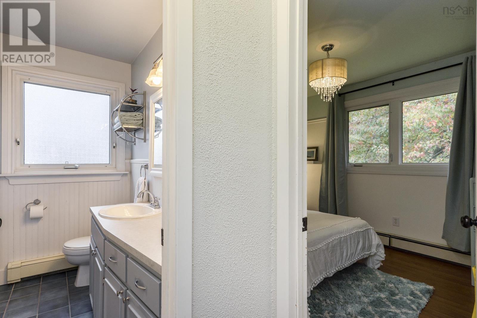 5 Dubonnet Drive