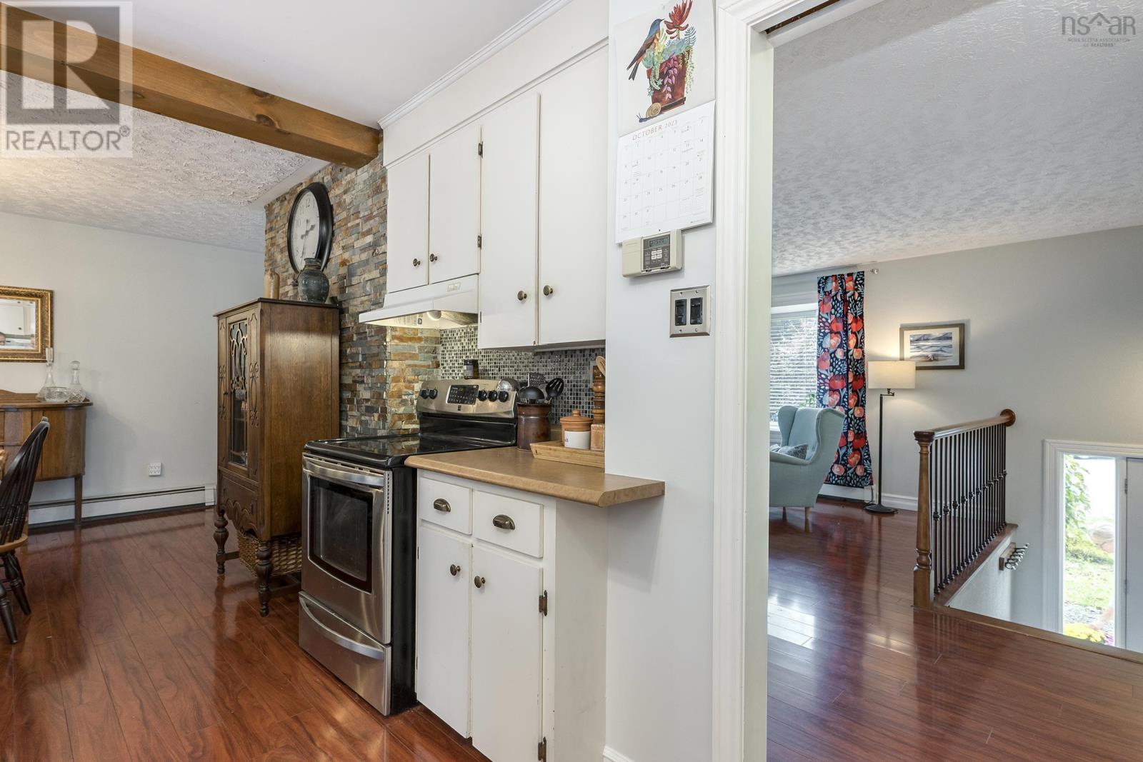 5 Dubonnet Drive