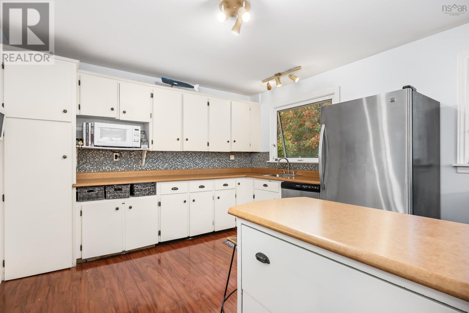 5 Dubonnet Drive