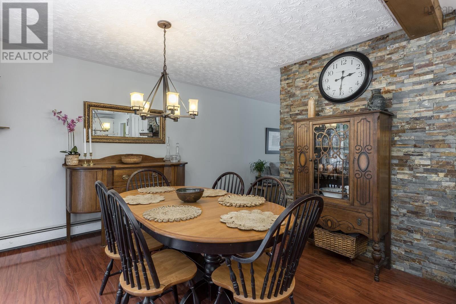 5 Dubonnet Drive