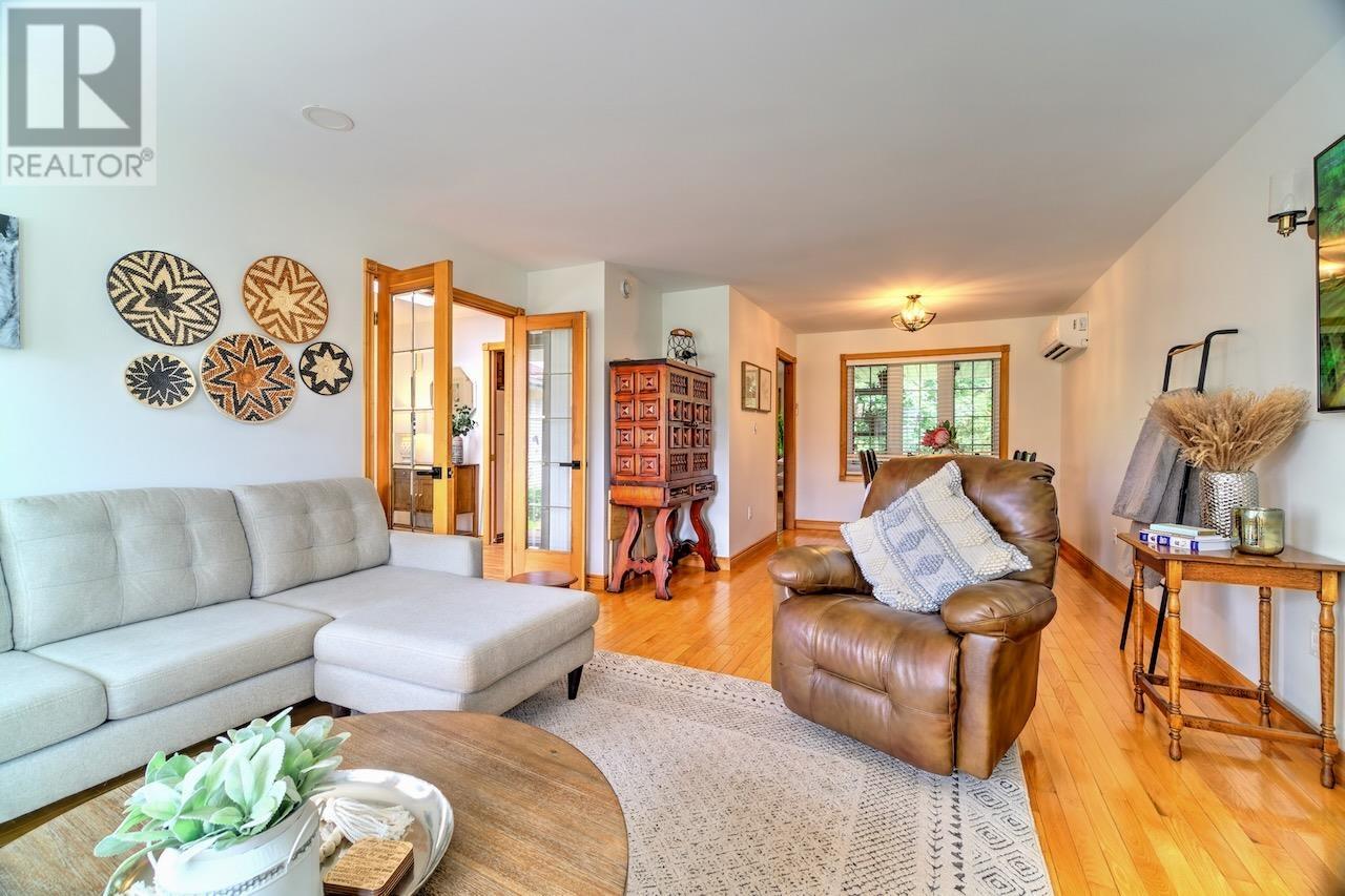 15 BRANDY Lane