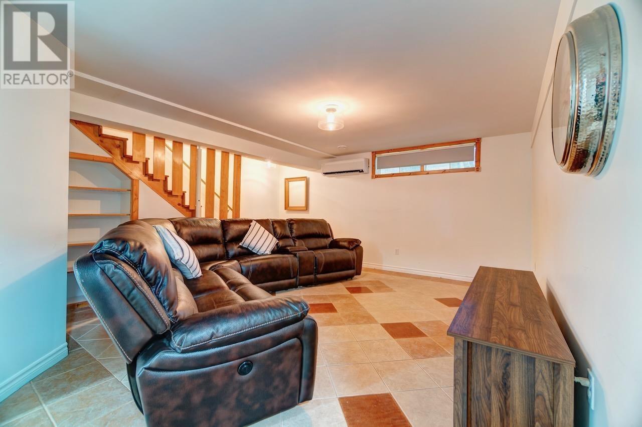 15 BRANDY Lane