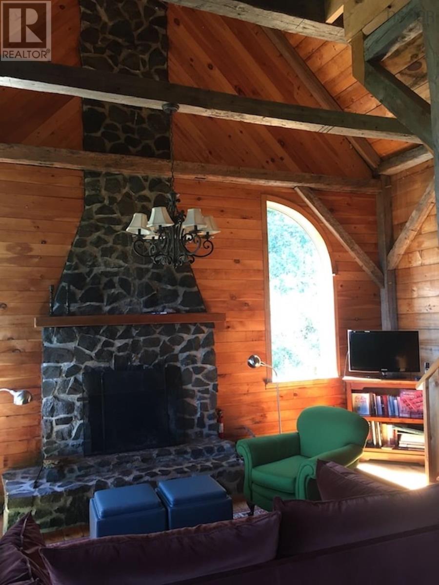 9482 Highway 217