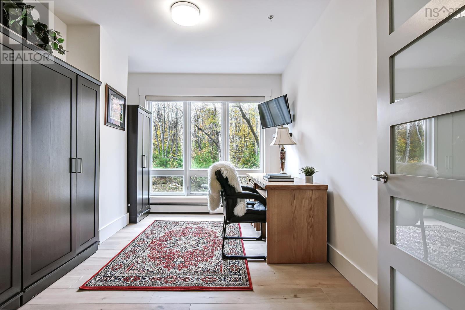 203 267 Gary Martin Drive, #203