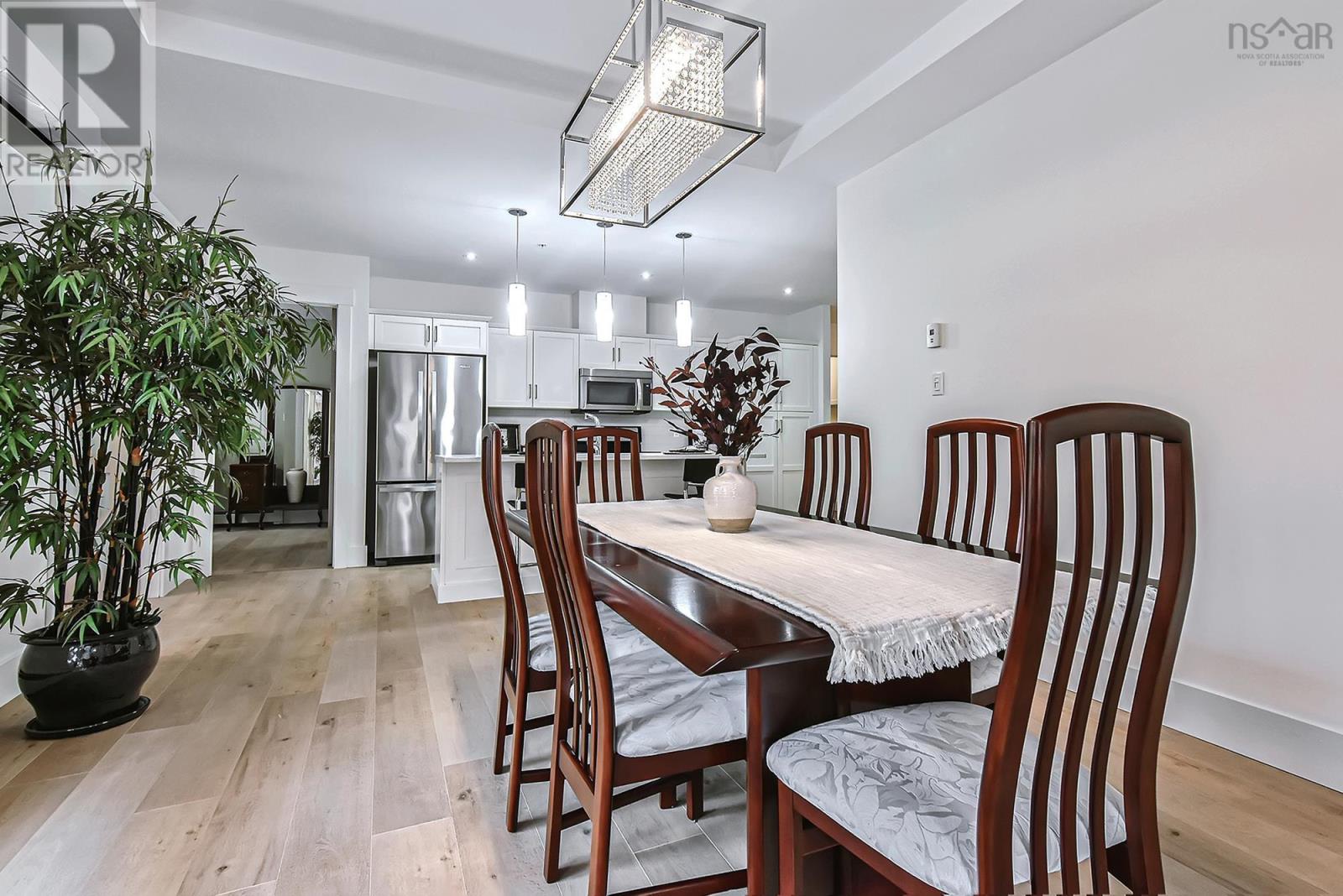 203 267 Gary Martin Drive, #203