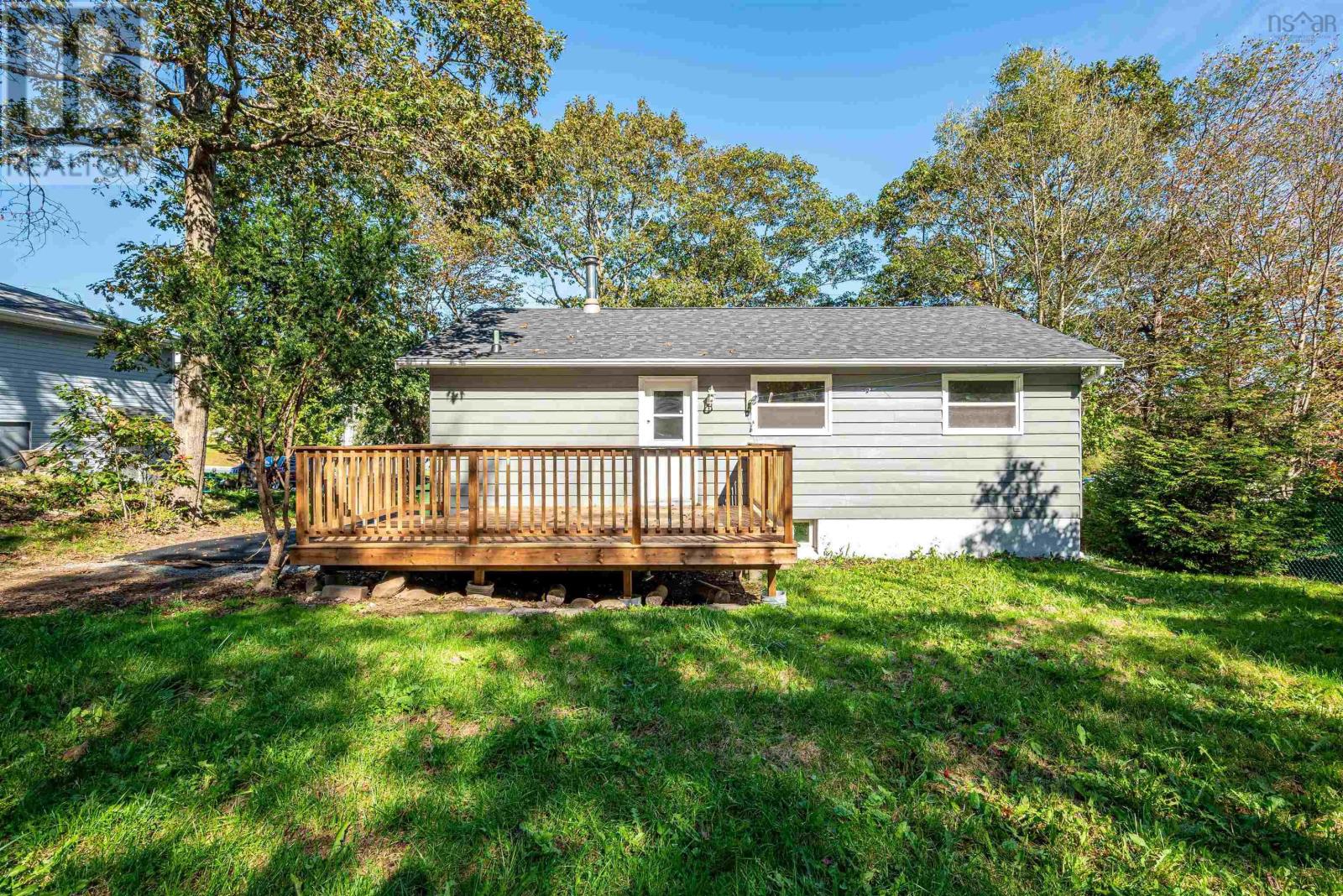 15 St Michaels Avenue