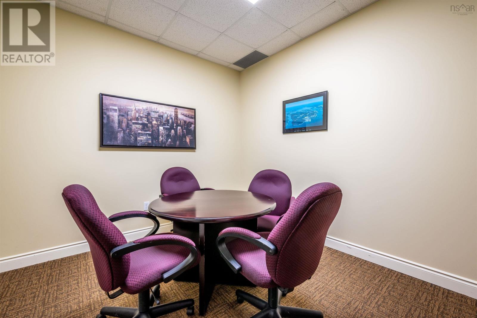 101 647 Bedford Highway, #101