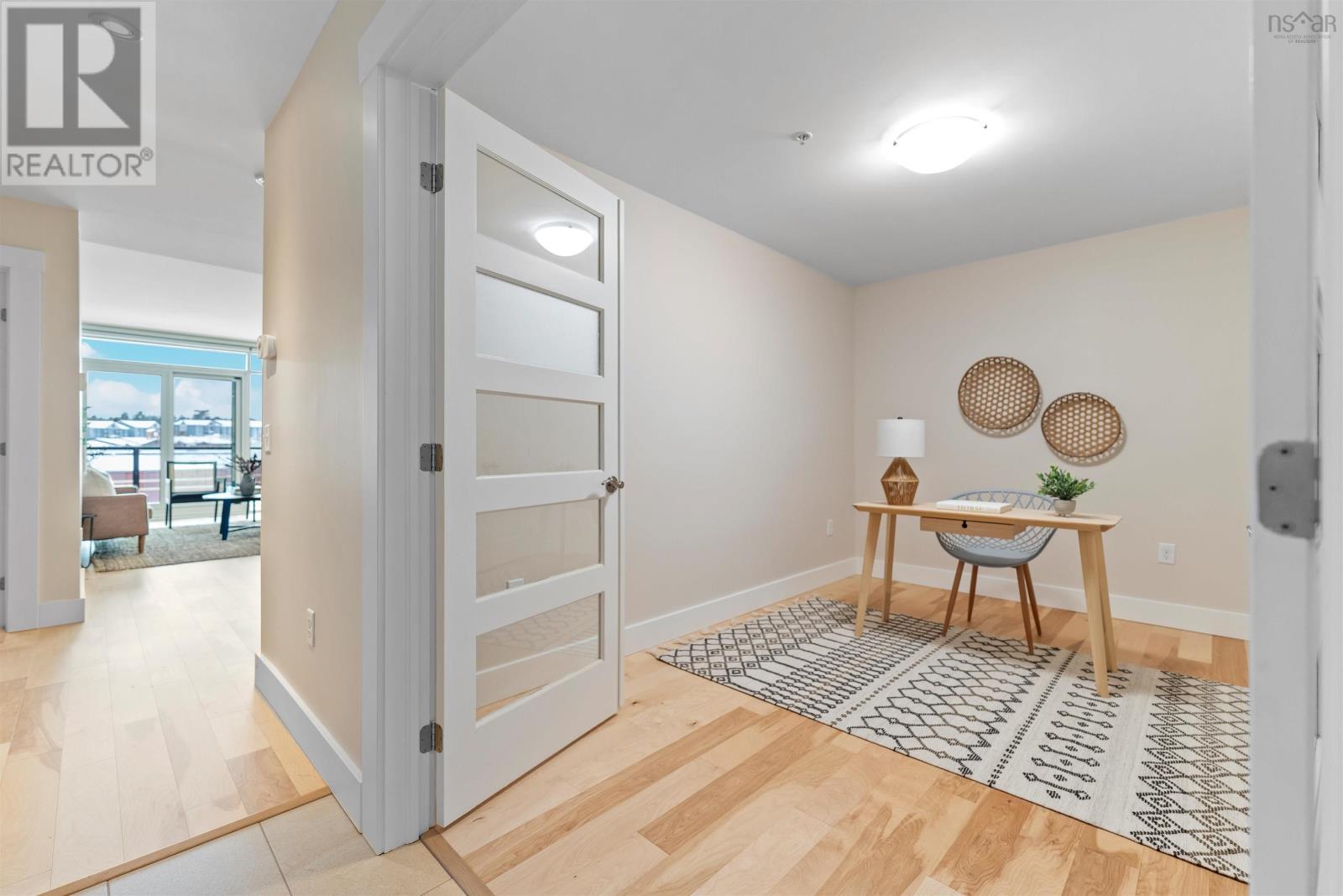 306 220 Waterfront Drive, #306