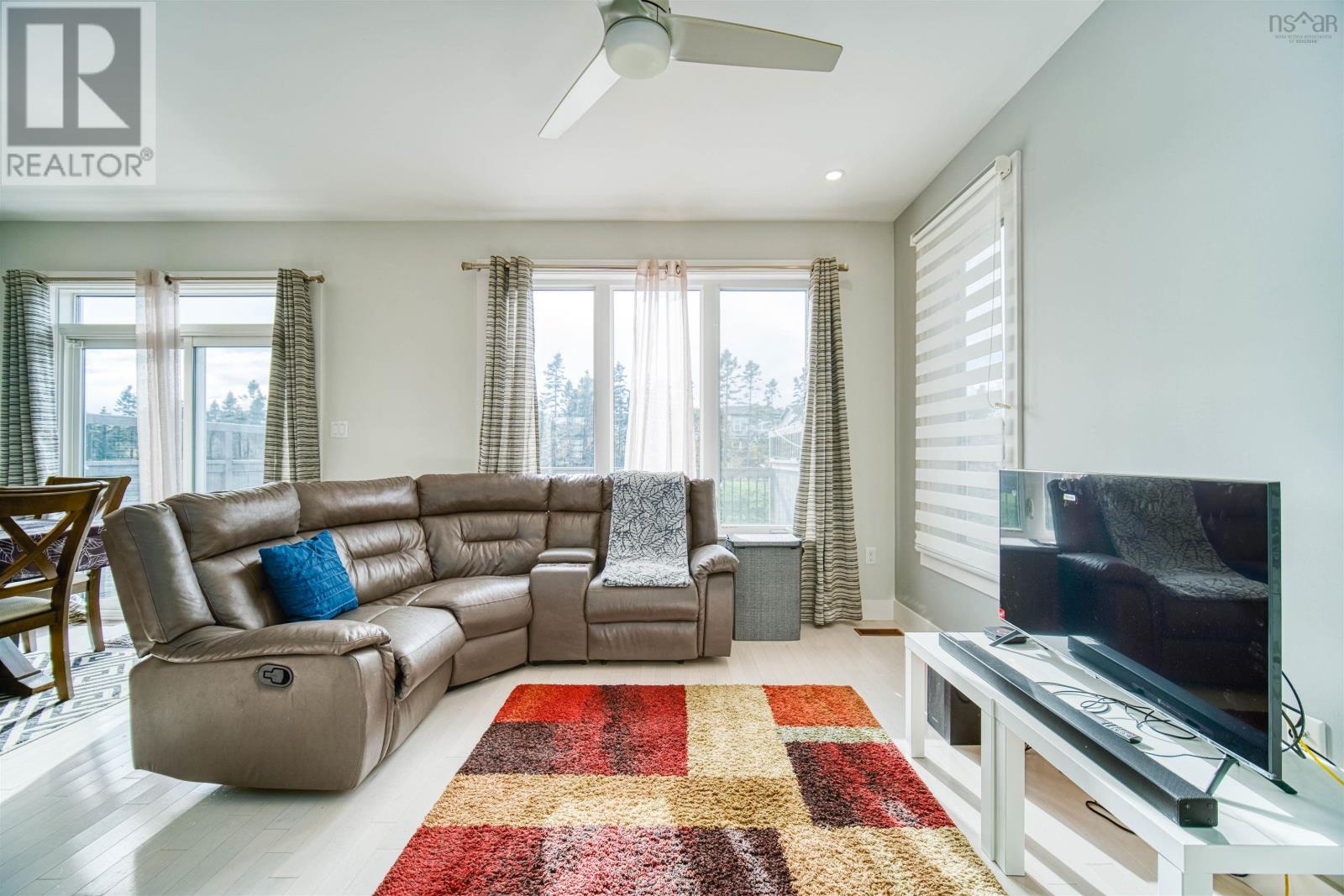 48 Bramwell Court NE