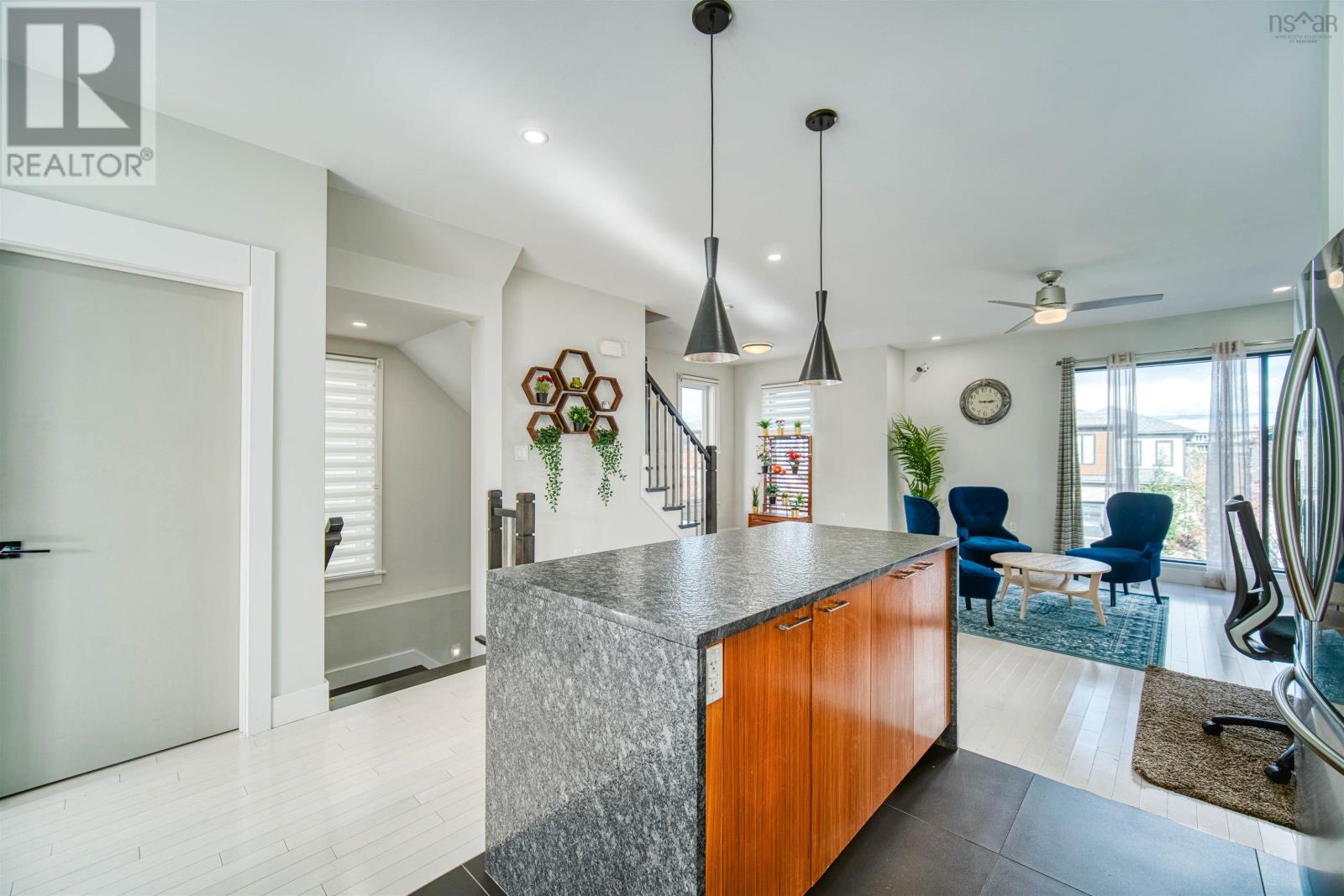 48 Bramwell Court NE