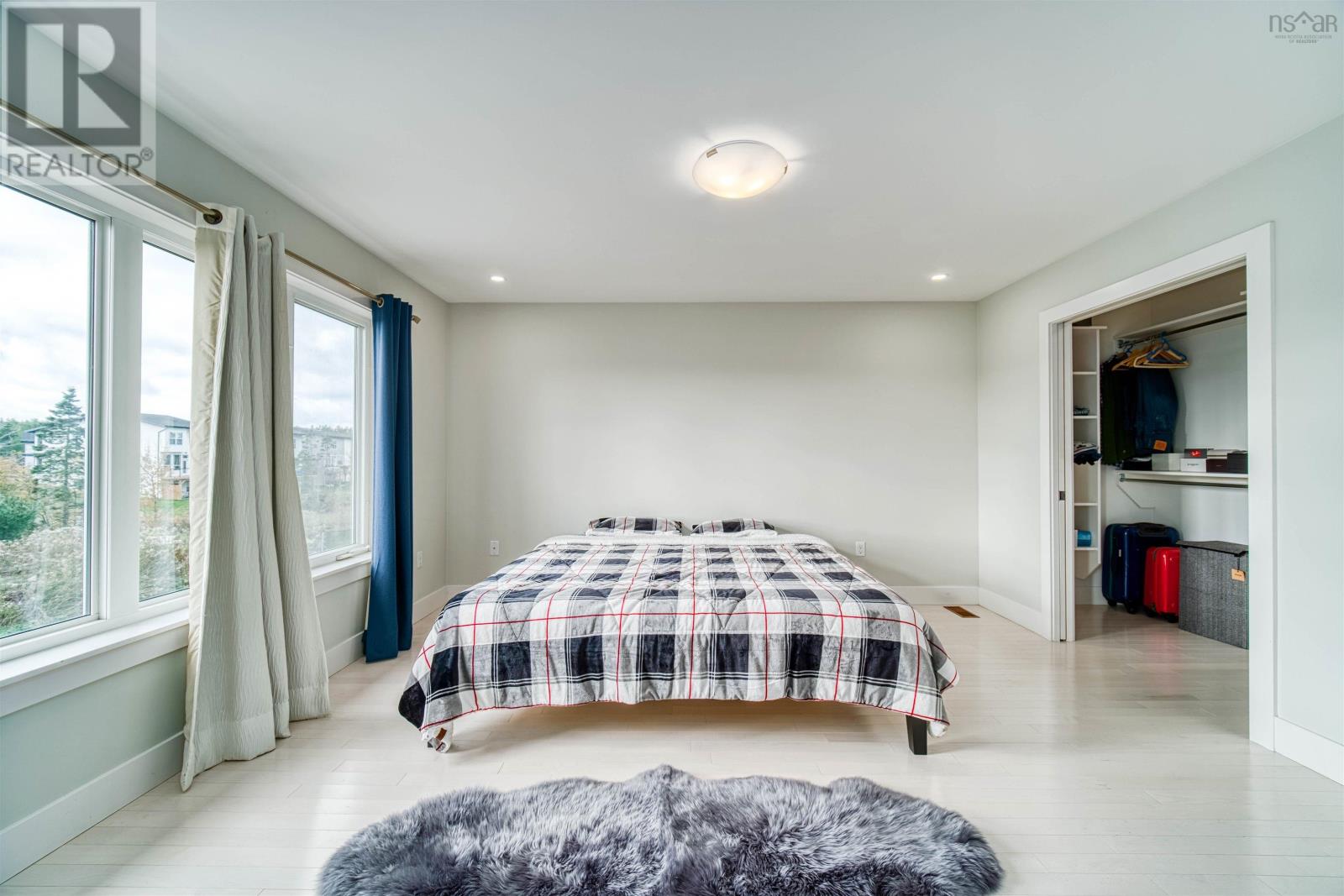 48 Bramwell Court NE